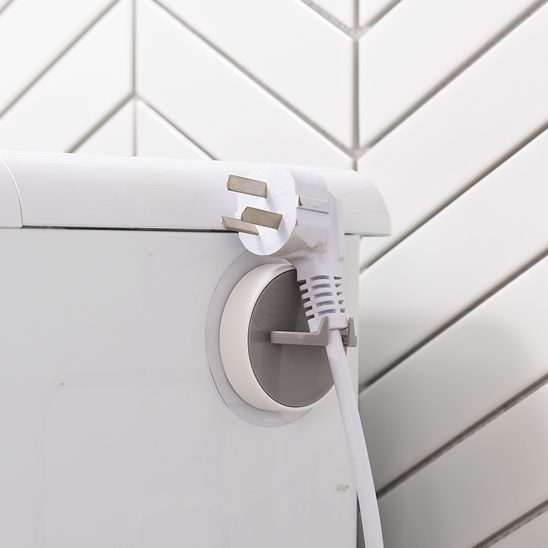 Plug Holder